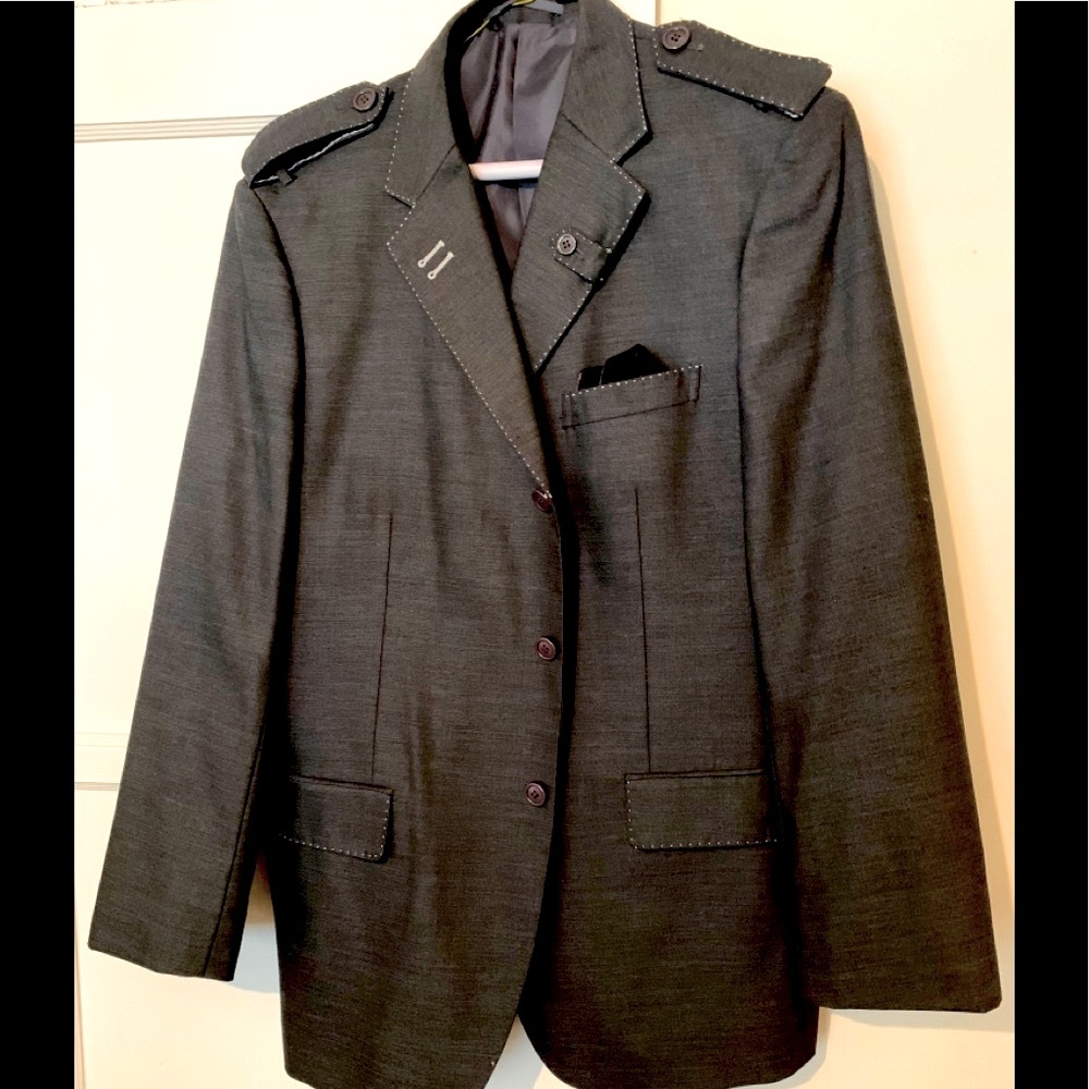 Men’s 2 piece grey long sleeve suit 42R 35WL